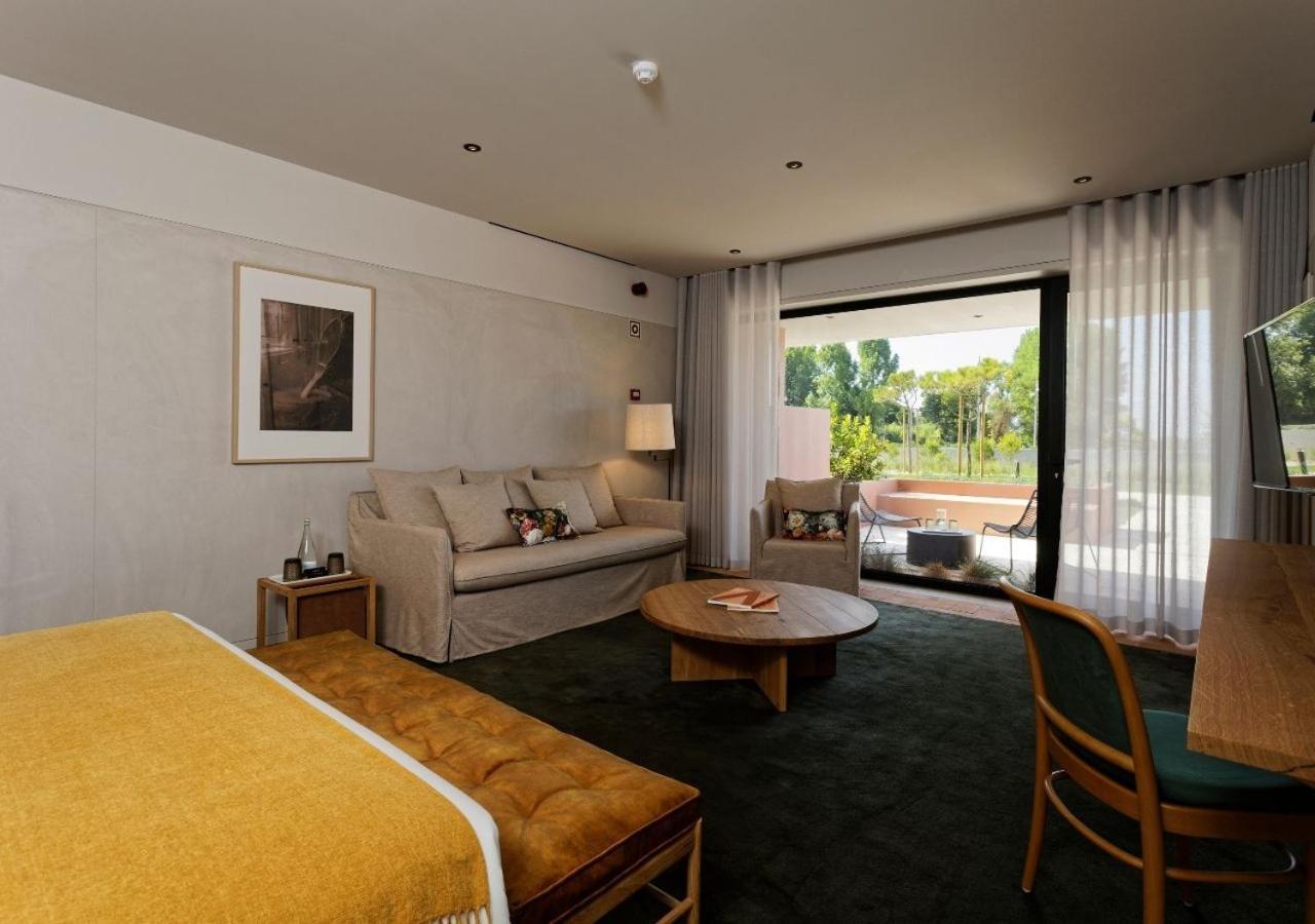 Montebelo Vista Alegre Ilhavo Hotel المظهر الخارجي الصورة A room at the hotel
