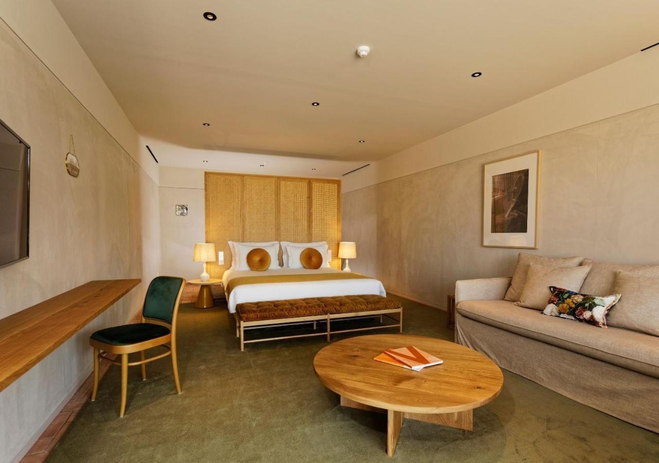 Montebelo Vista Alegre Ilhavo Hotel المظهر الخارجي الصورة A room at the hotel