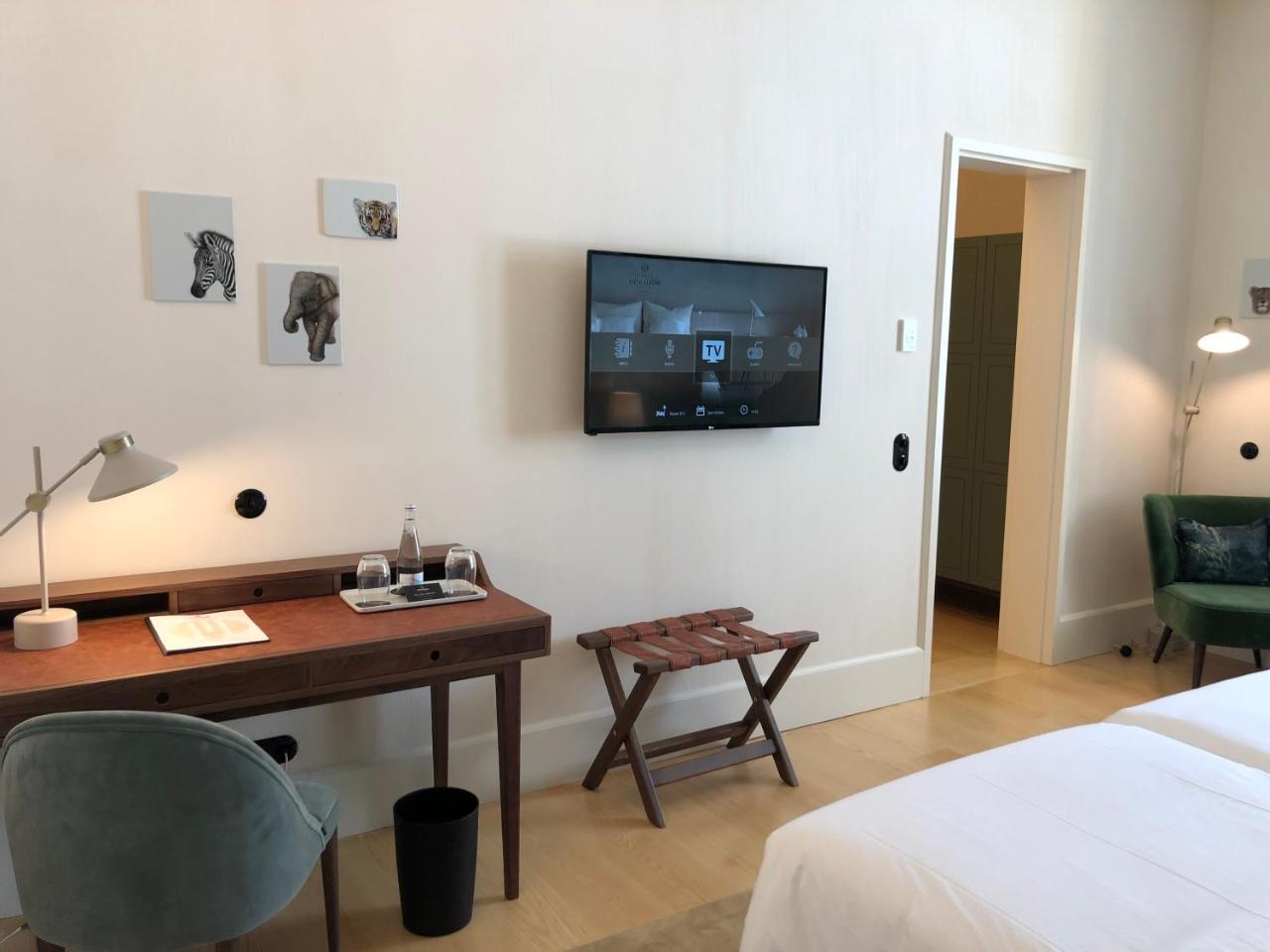 Montebelo Vista Alegre Ilhavo Hotel المظهر الخارجي الصورة A room at the hotel